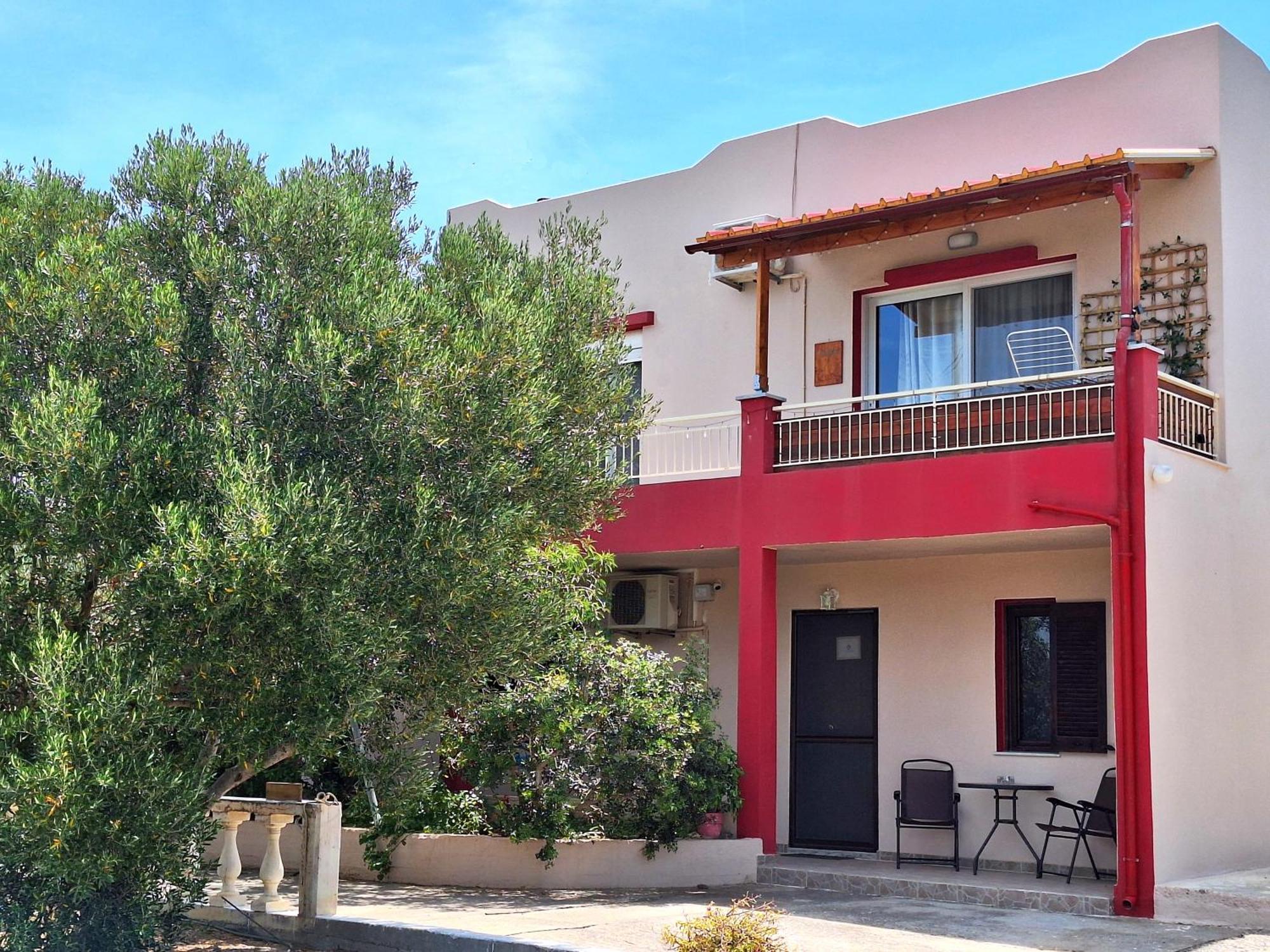 Allas, Guest Art Agios Nikolaos  Luaran gambar